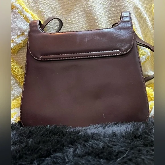 🌟FINAL🌟 1980s Vintage Ferragamo Heavy Brown Leather Shoulder Bag. - Picture 4 of 14